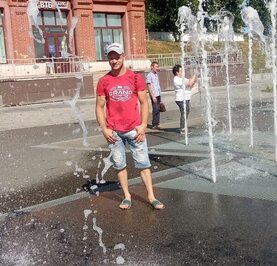 Виктор
